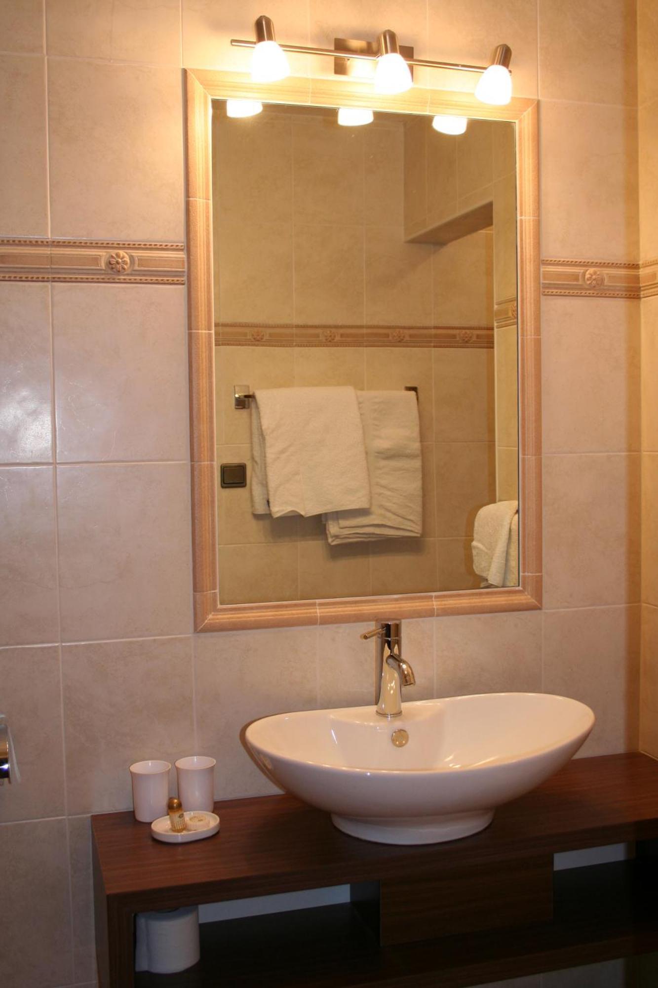Hotel Pine Tires Pokoj fotografie