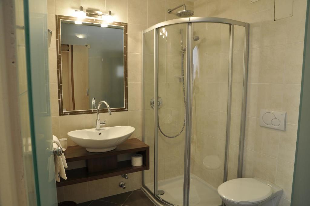 Hotel Pine Tires Pokoj fotografie